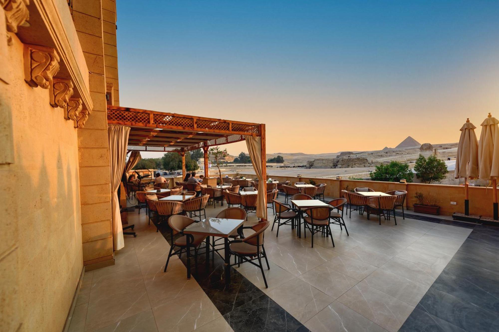 The Gate Hotel Front Pyramids & Sphinx View Kafret el-Gabal Exterior foto