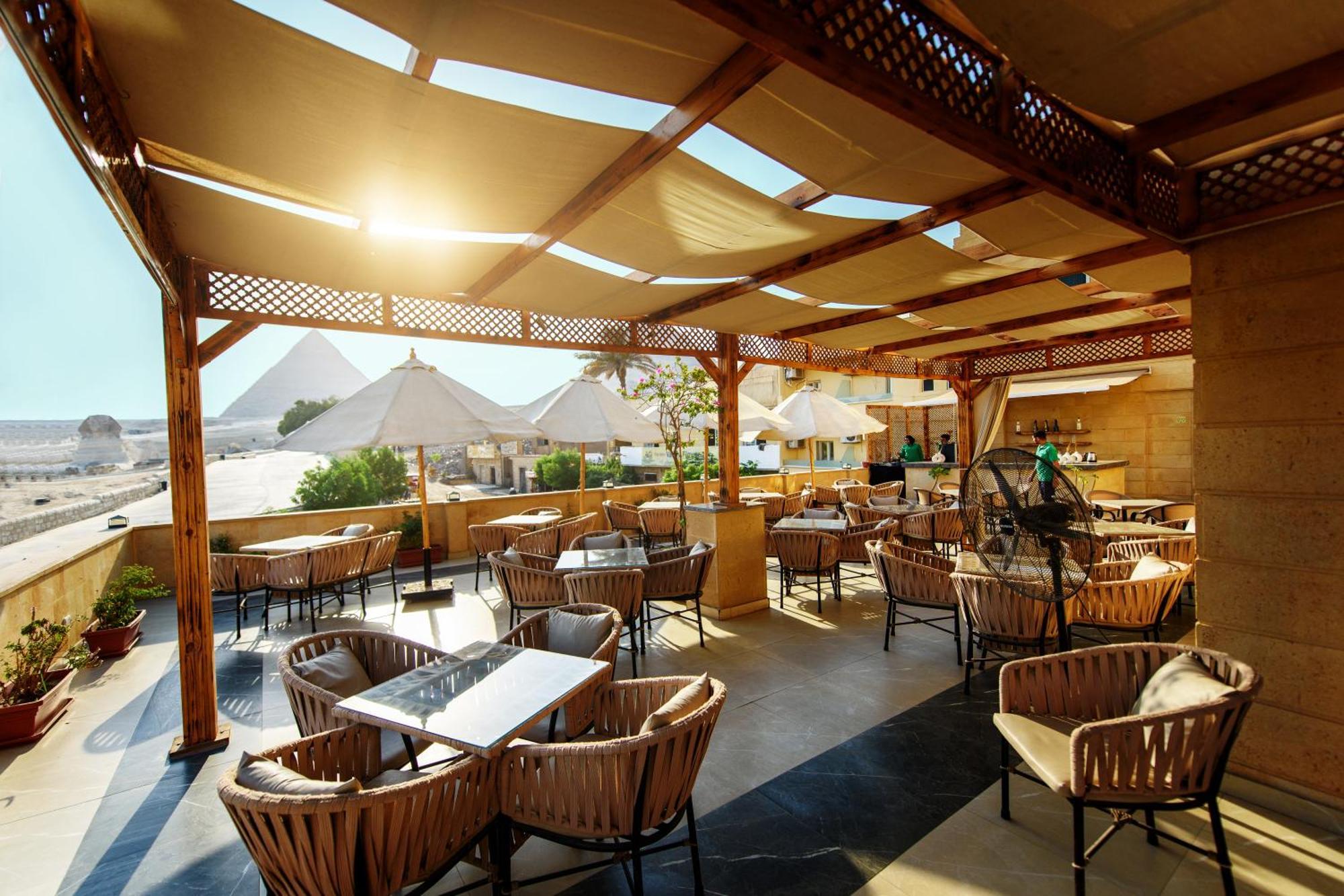 The Gate Hotel Front Pyramids & Sphinx View Kafret el-Gabal Exterior foto